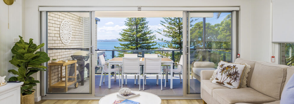 Perfect Coastal Getaway-Metres to Shoal Bay Beach